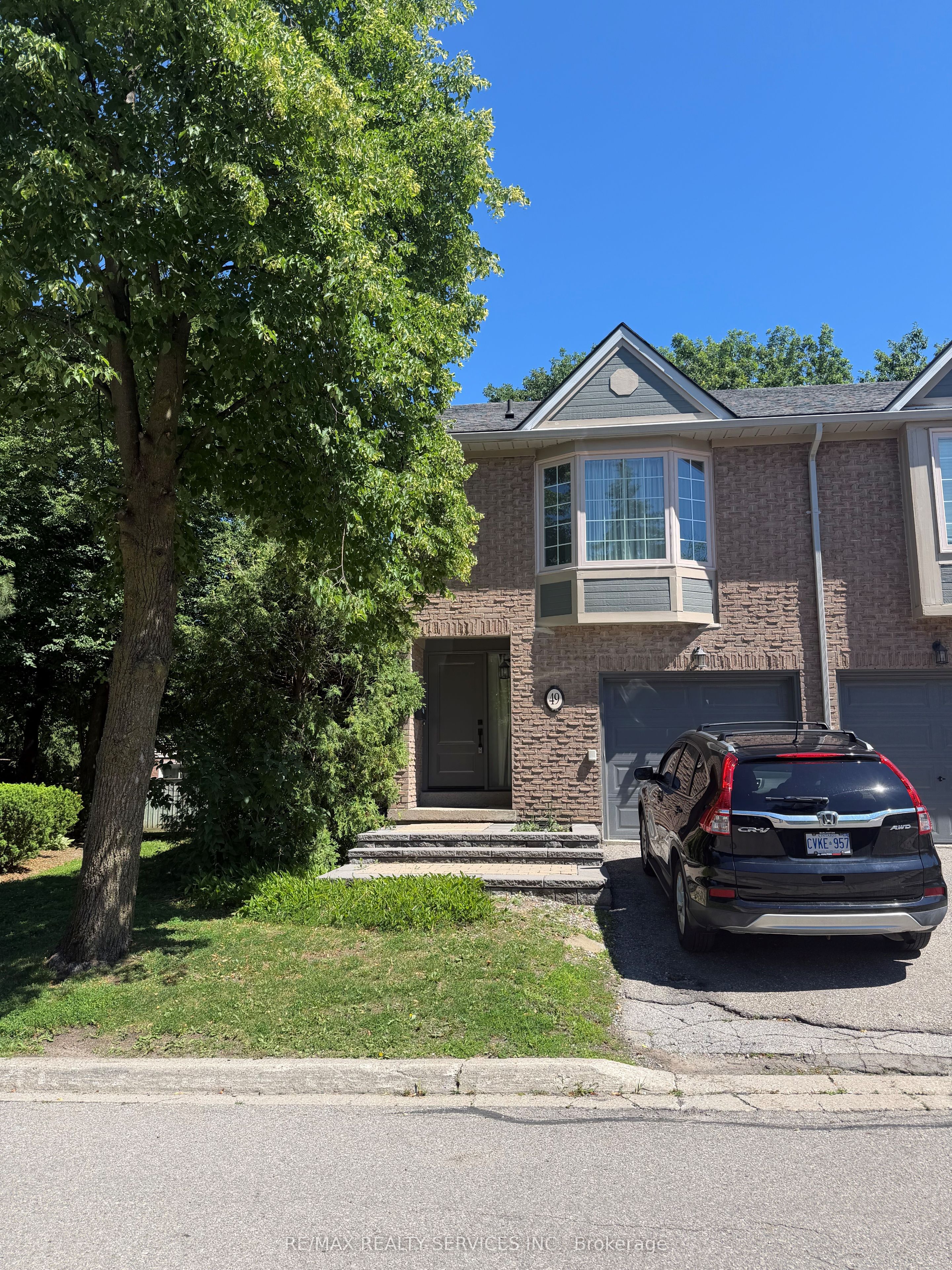 3100 Fifth Line W 49, Mississauga, On L5l 5v5