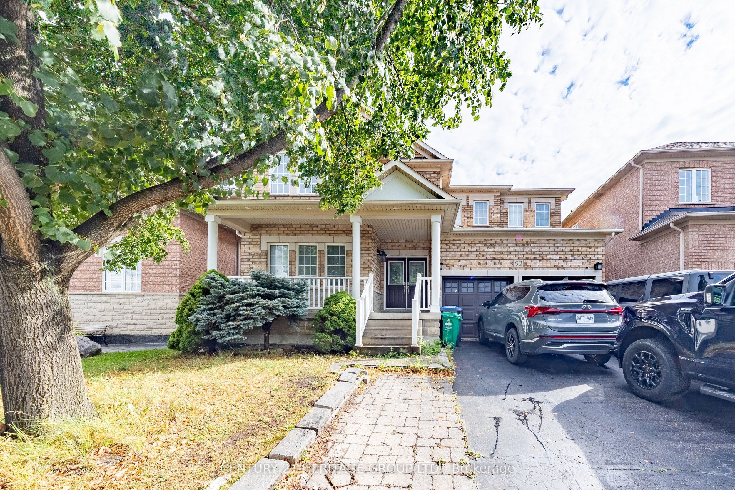 92 Edenbrook Hill Drive Main & 2nd, Brampton, On L7a 2n7