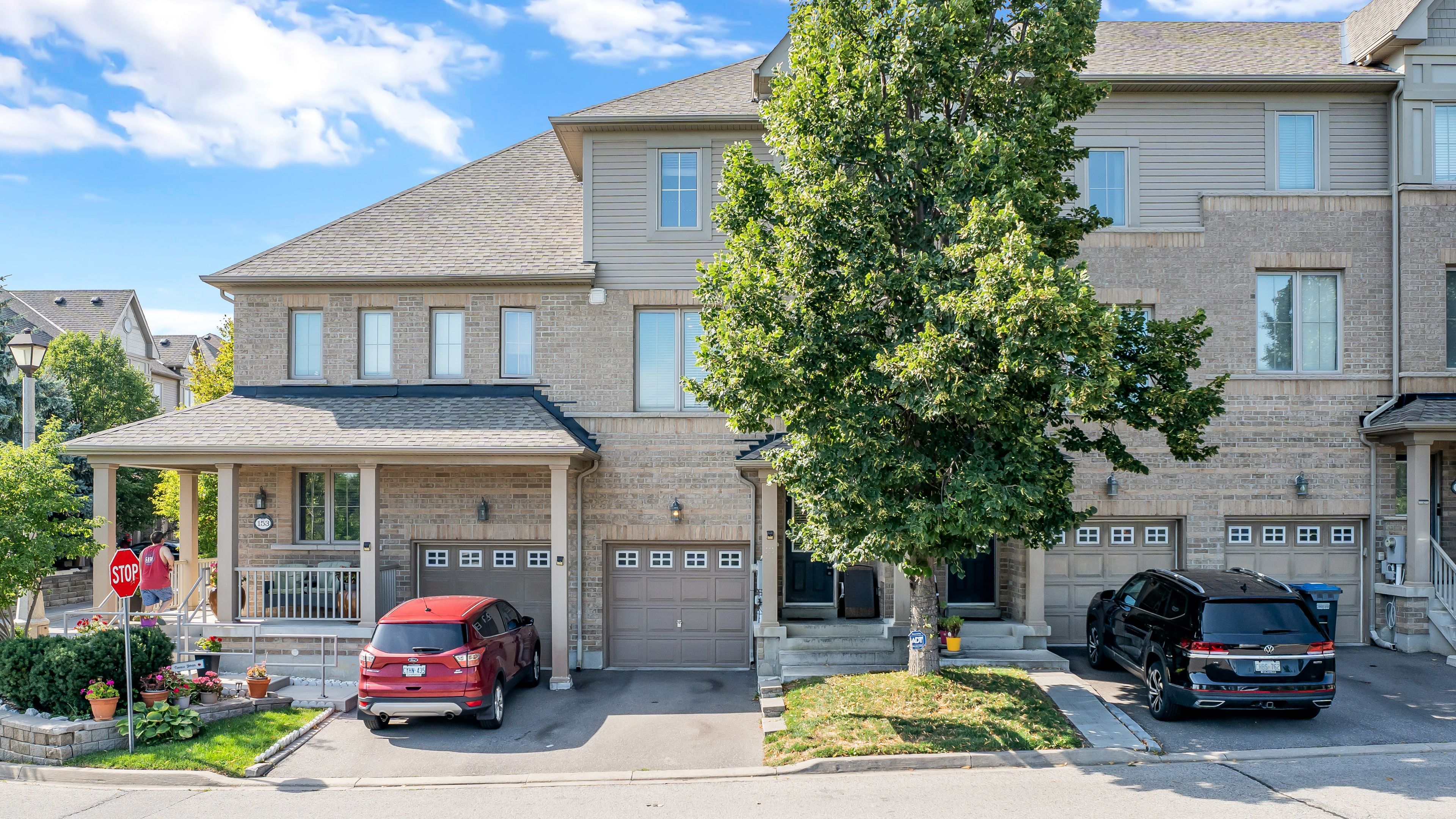 151 Cedar Lake Crescent, Brampton, On L6y 0p9