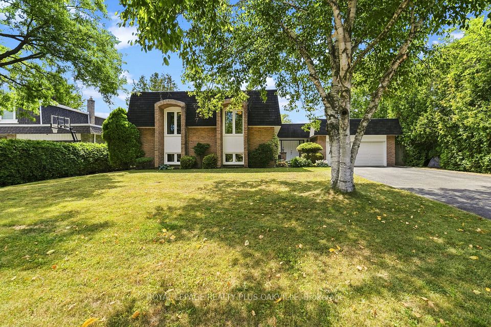 244 Willowridge Court, Oakville, On L6l 5j2
