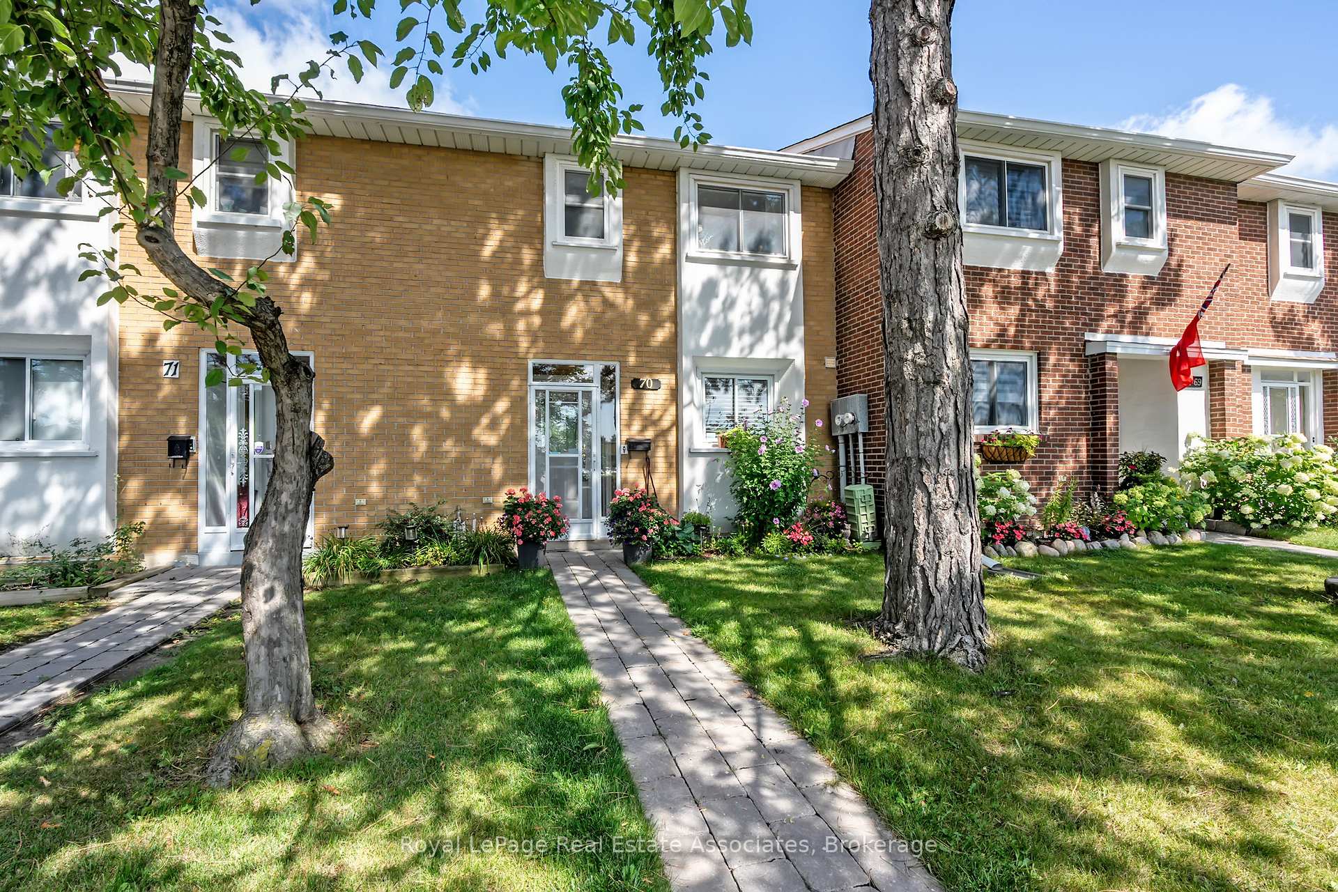 3 Centennial Pk Road 70, Toronto, On M9c 4w8