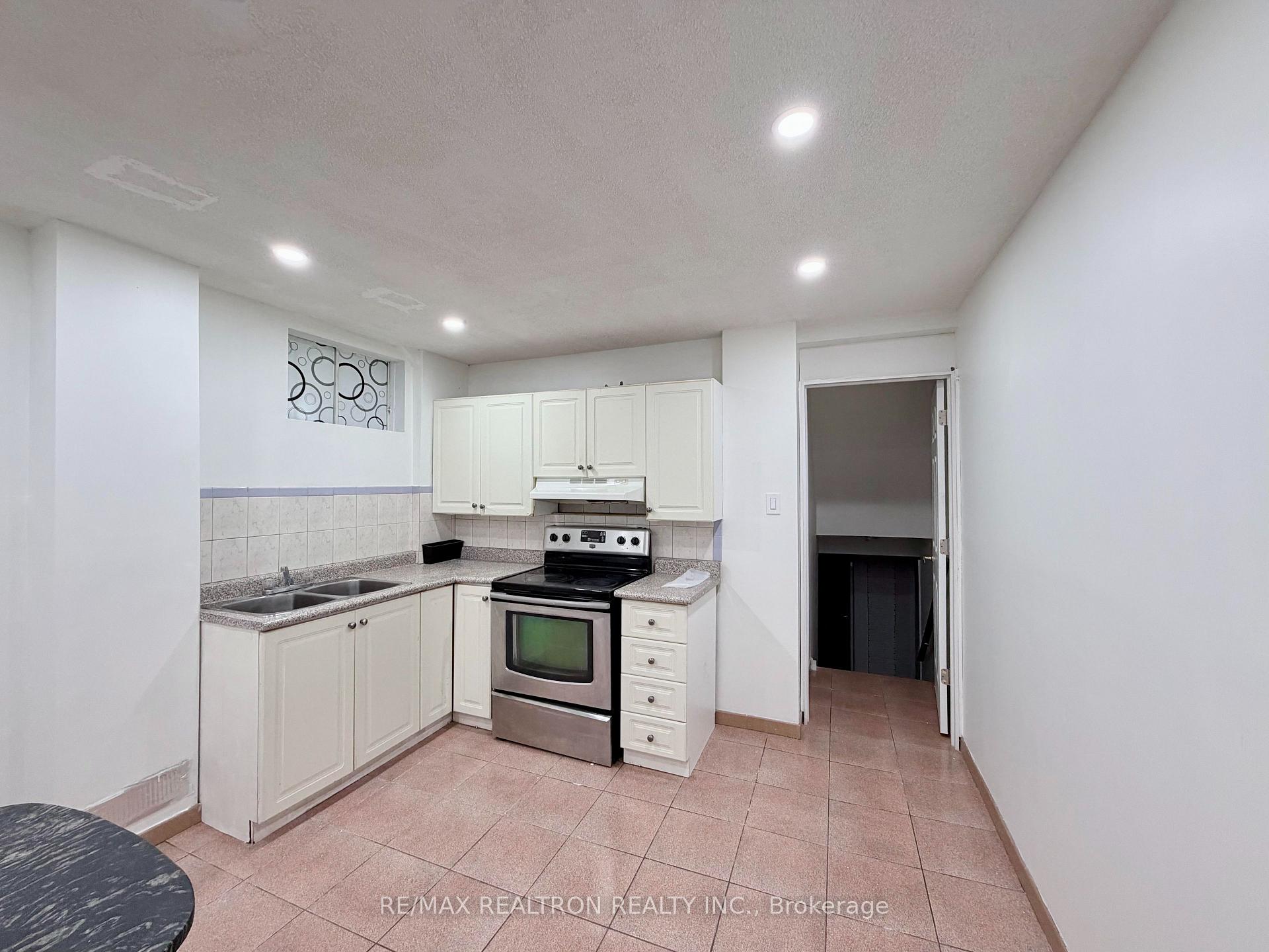 3948 Midhurst Lane Basement, Mississauga, On L4z 1c7