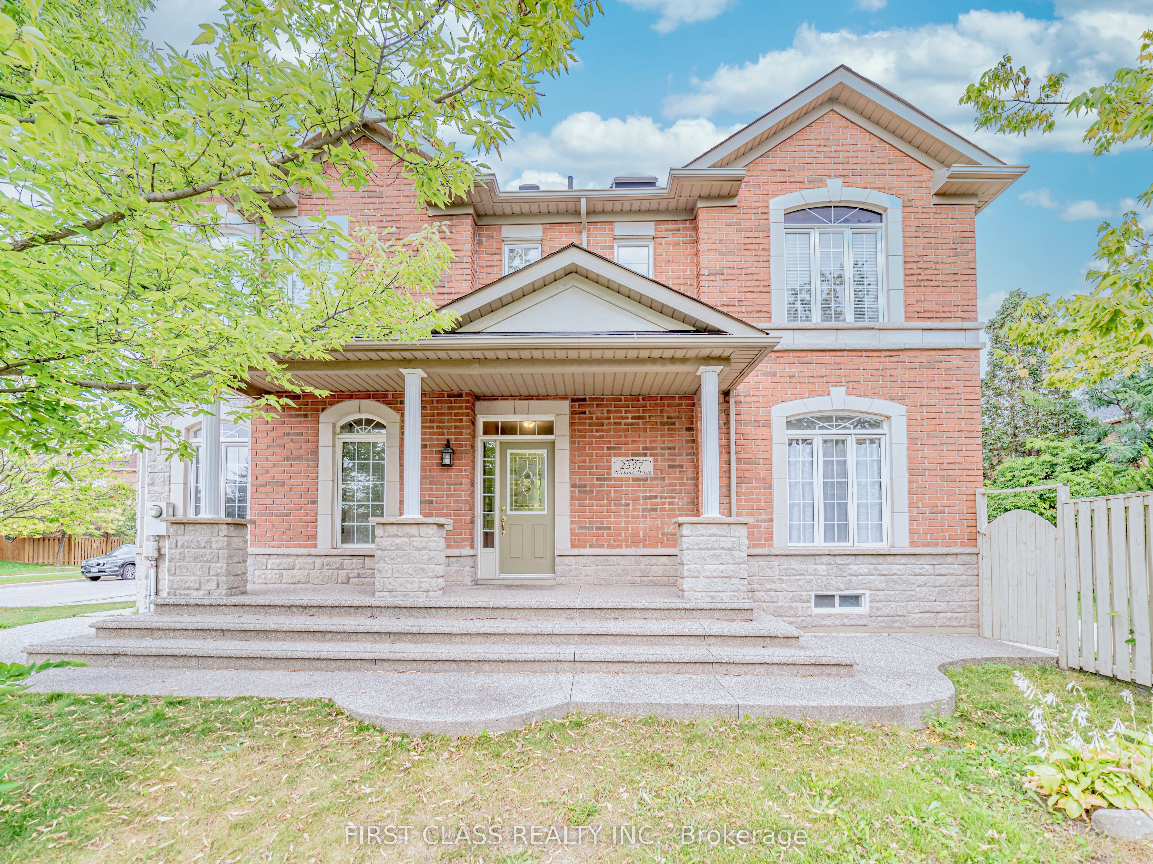 2507 Nichols Drive, Oakville, On L6h 7a4