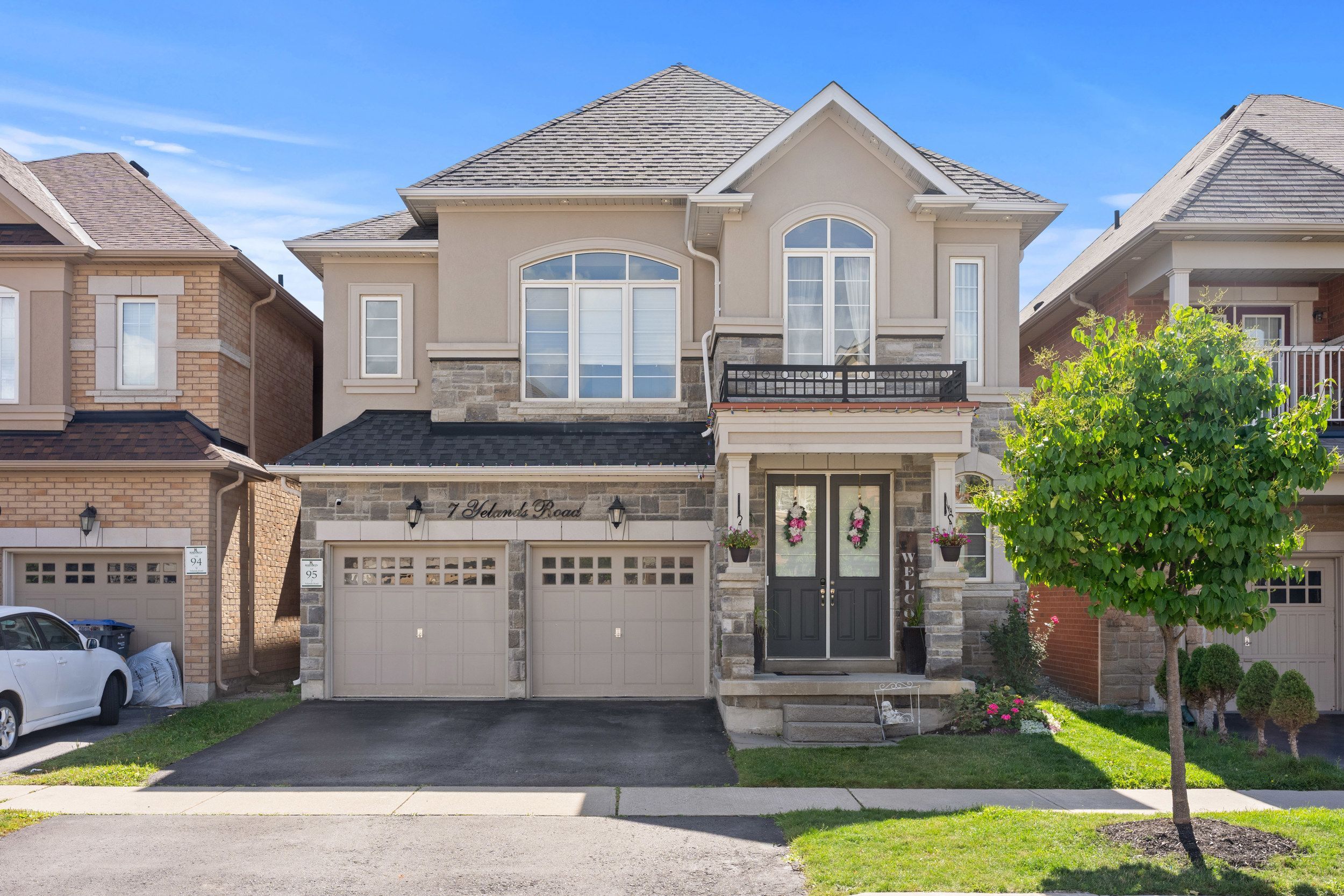 7 Yelands Road, Brampton, On L7a 3z8