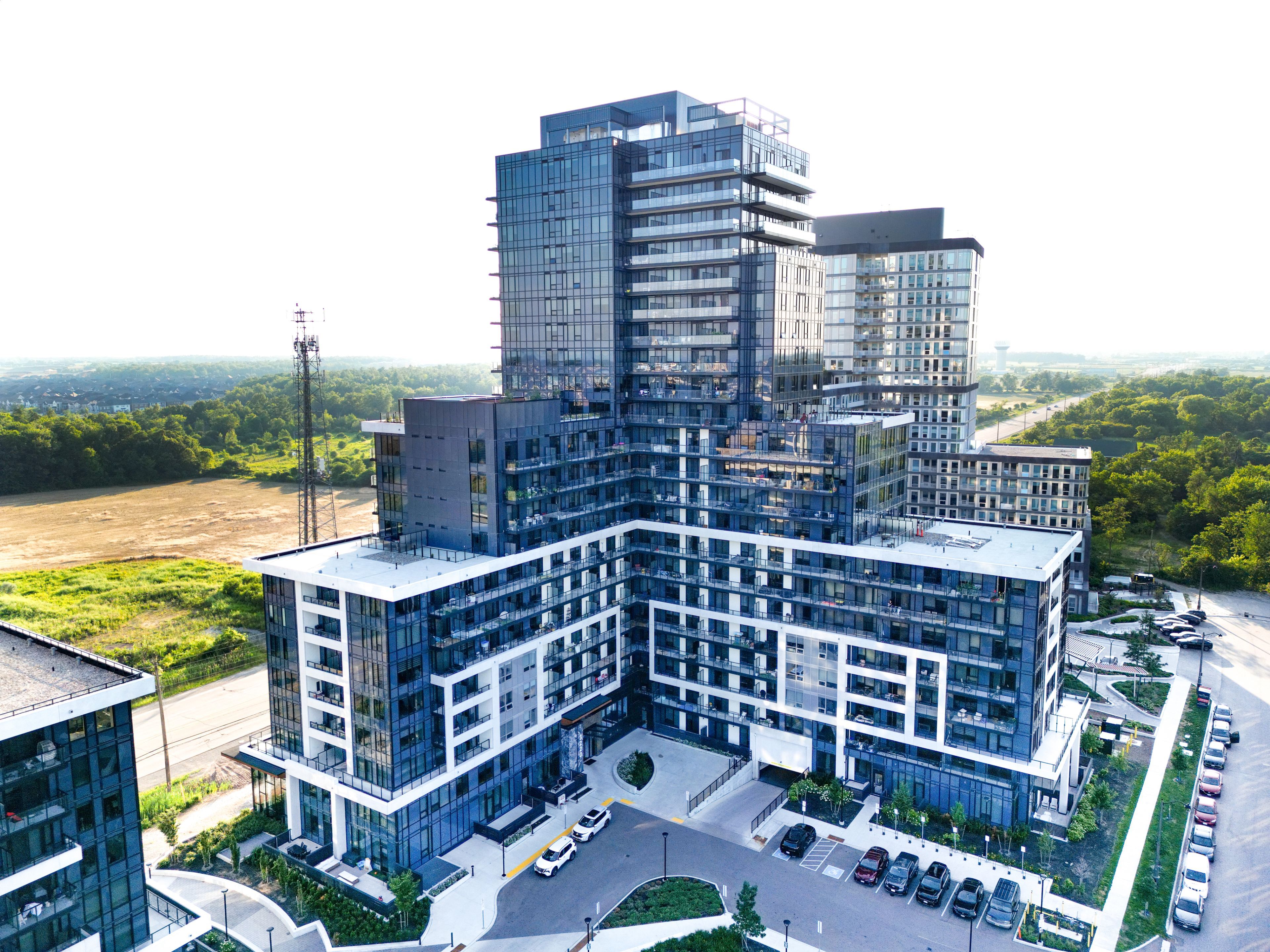 3220 William Coltson Avenue 315, Oakville, On L6h 7x9