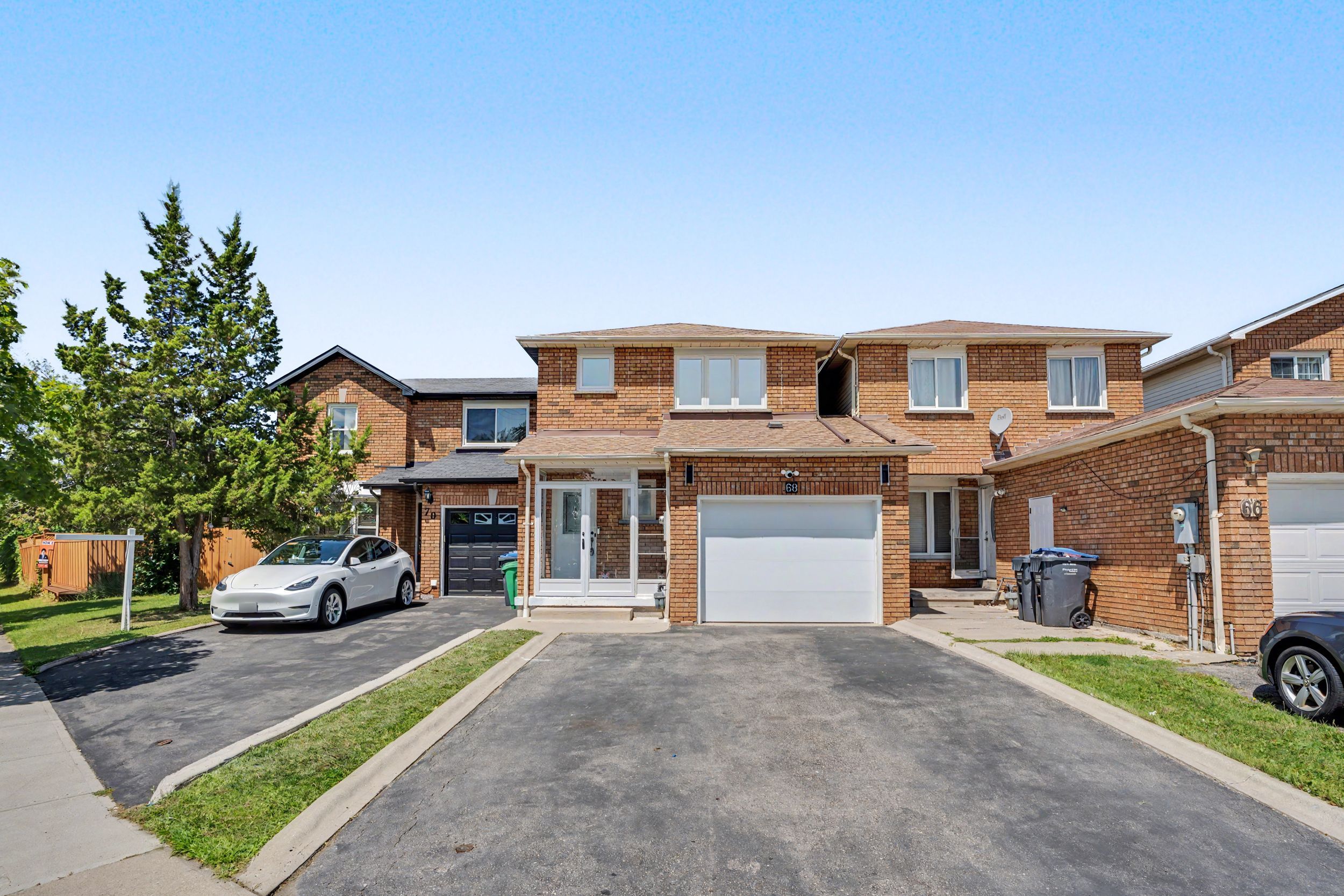 68 Tulip Drive, Brampton, On L6y 3w7