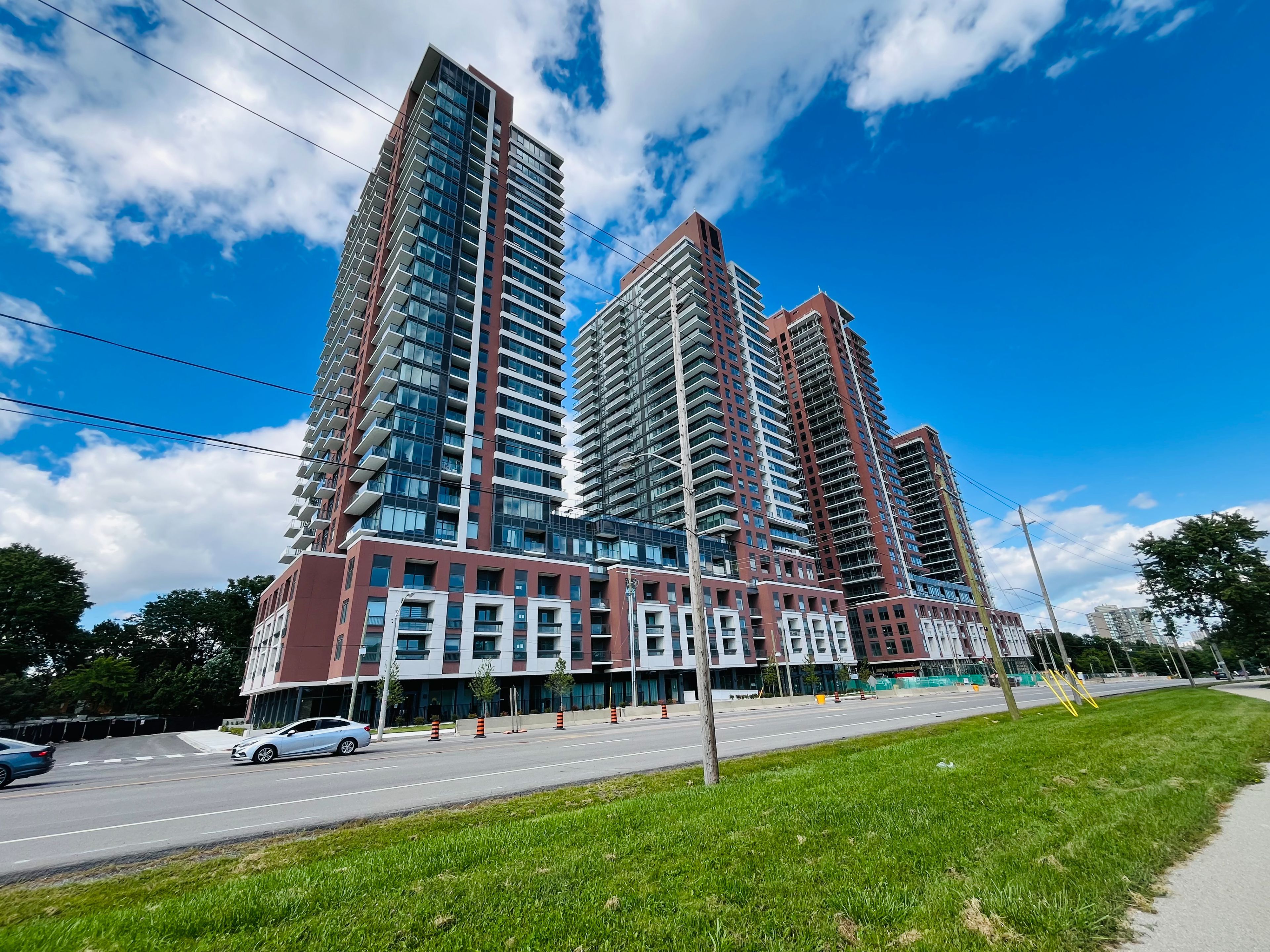 4010 Eglinton Avenue W 1015, Toronto, On M9a 0g5