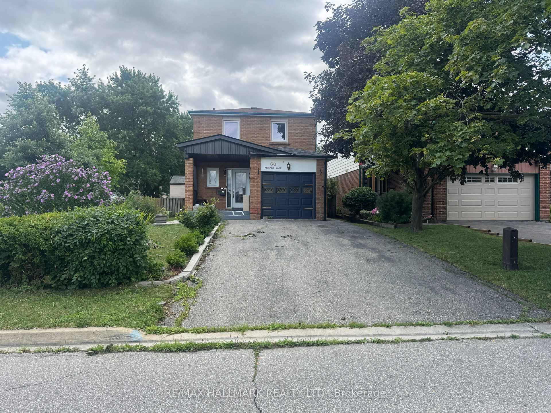 60 Pickard Lane, Brampton, On L6y 2m5