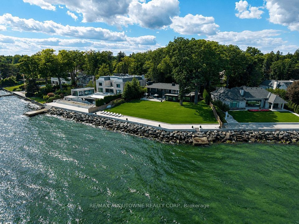 3 Ennisclare Drive E, Oakville, On L6j 4n3