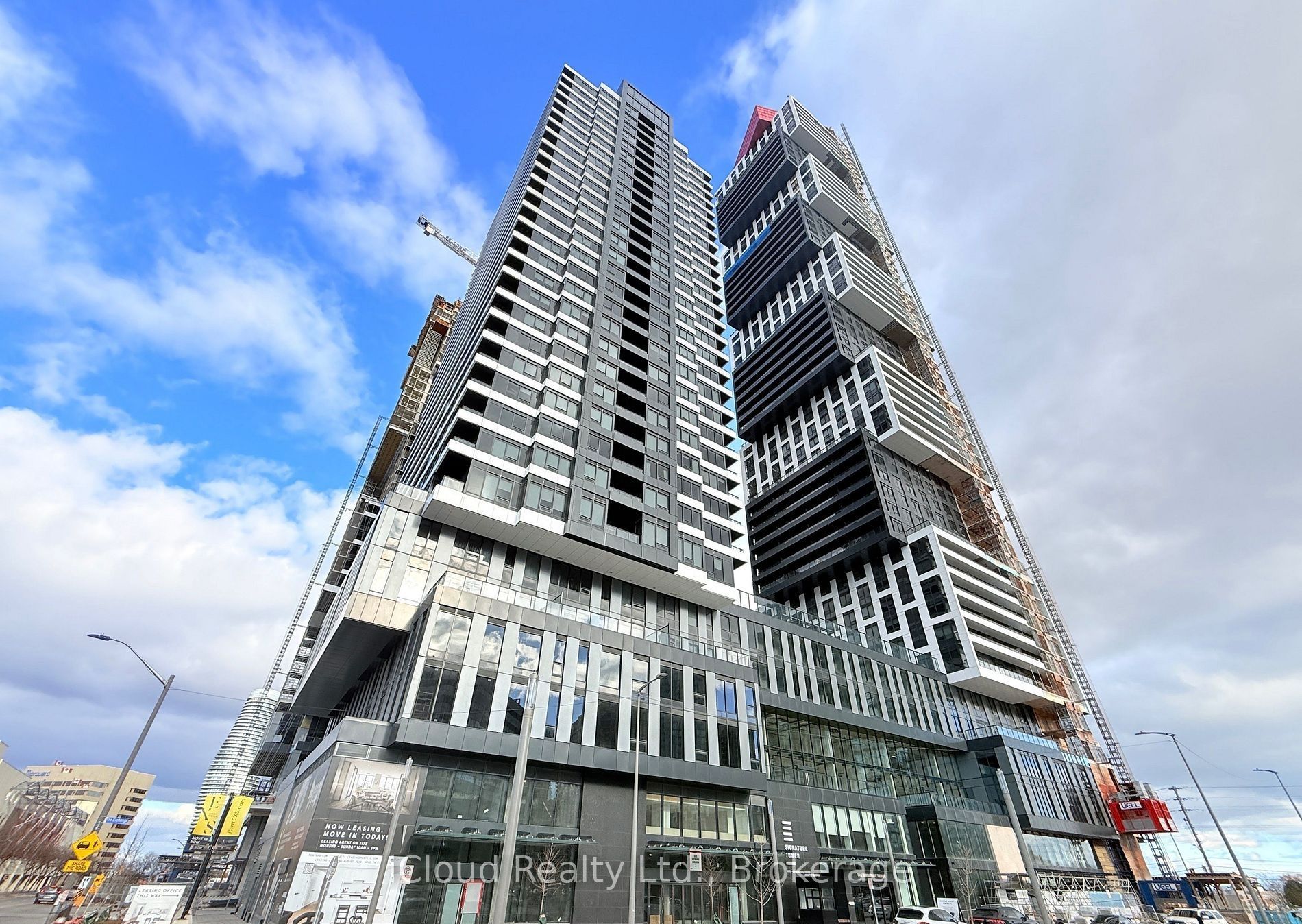 4015 The Exchange 5304, Mississauga, On L5b 0n9