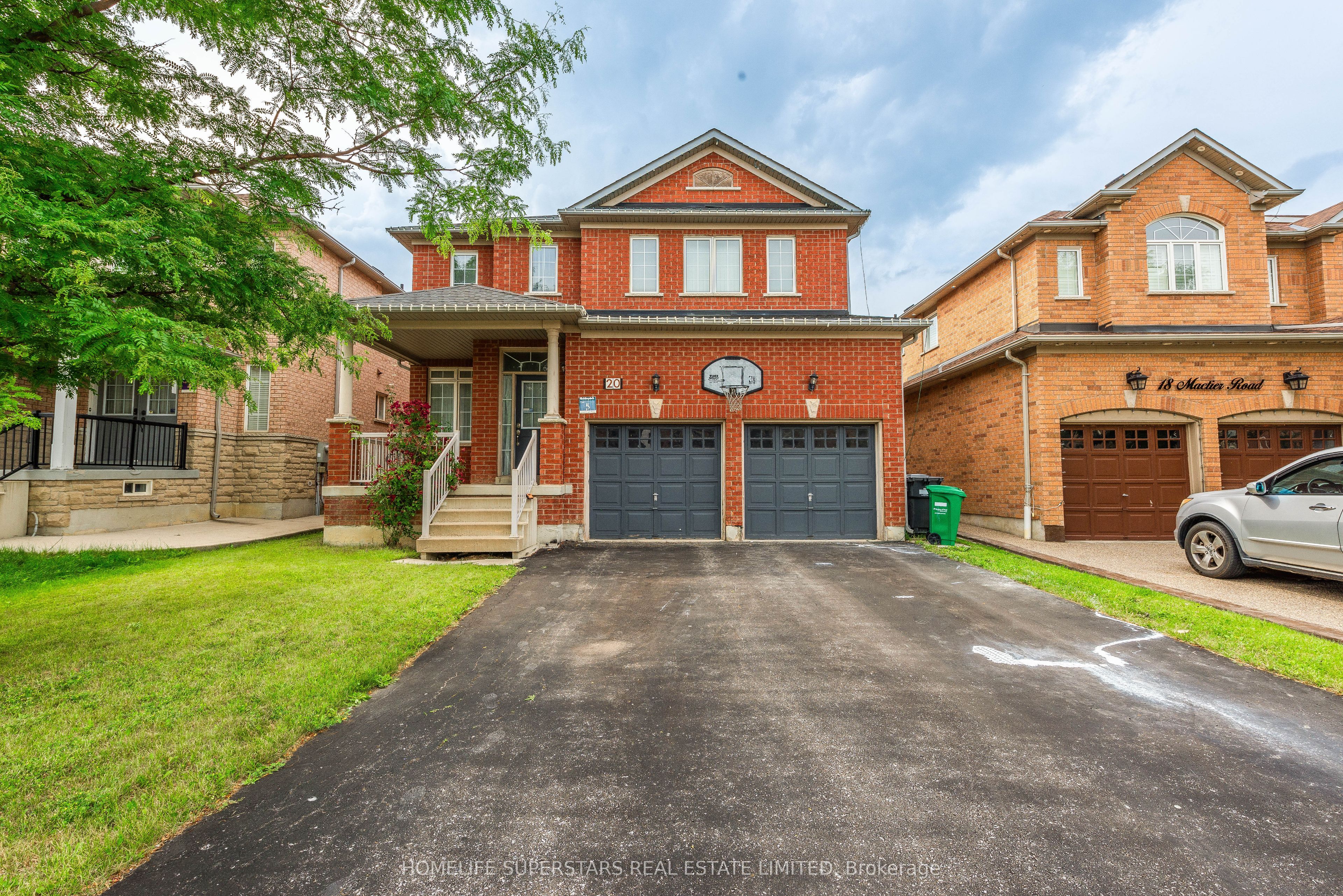 20 Mactier Road, Brampton, On L6p 1n9
