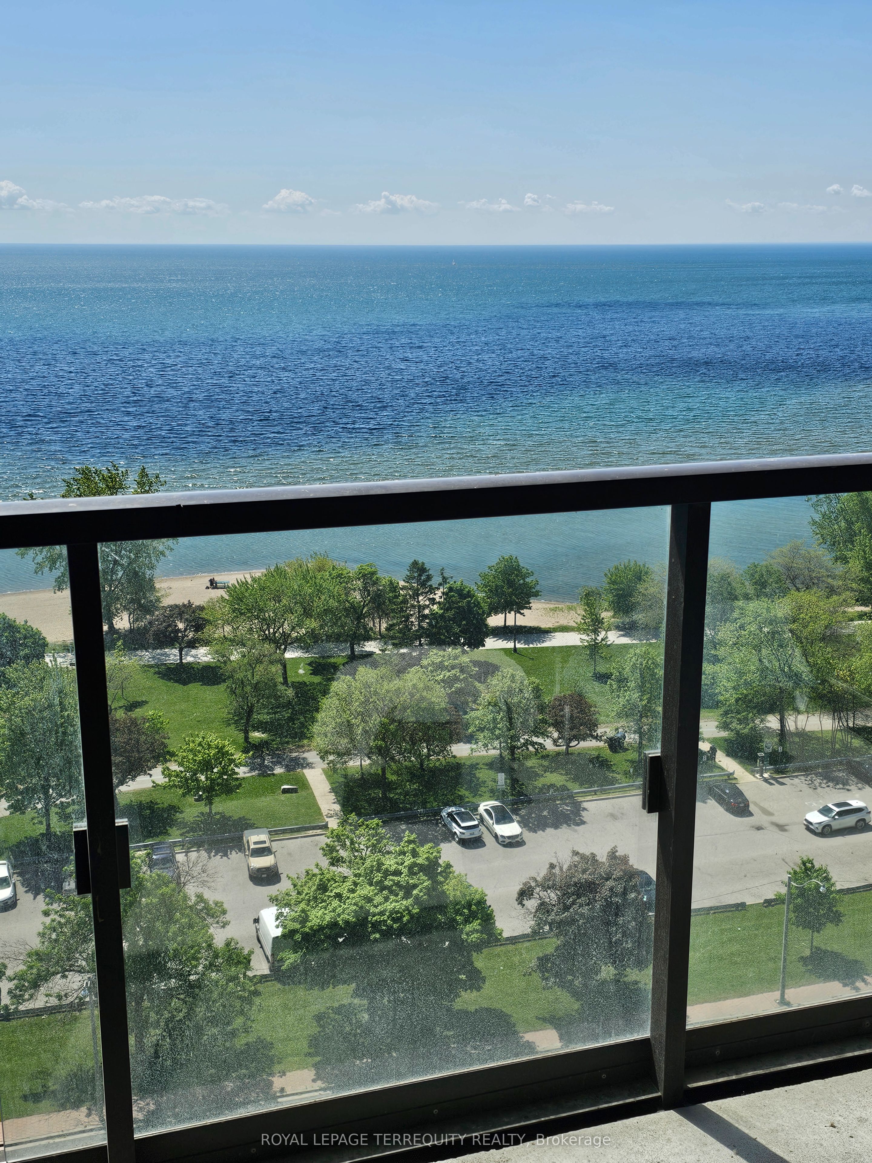 1926 Lake Shore Boulevard W 1708, Toronto, On M6s 1a1