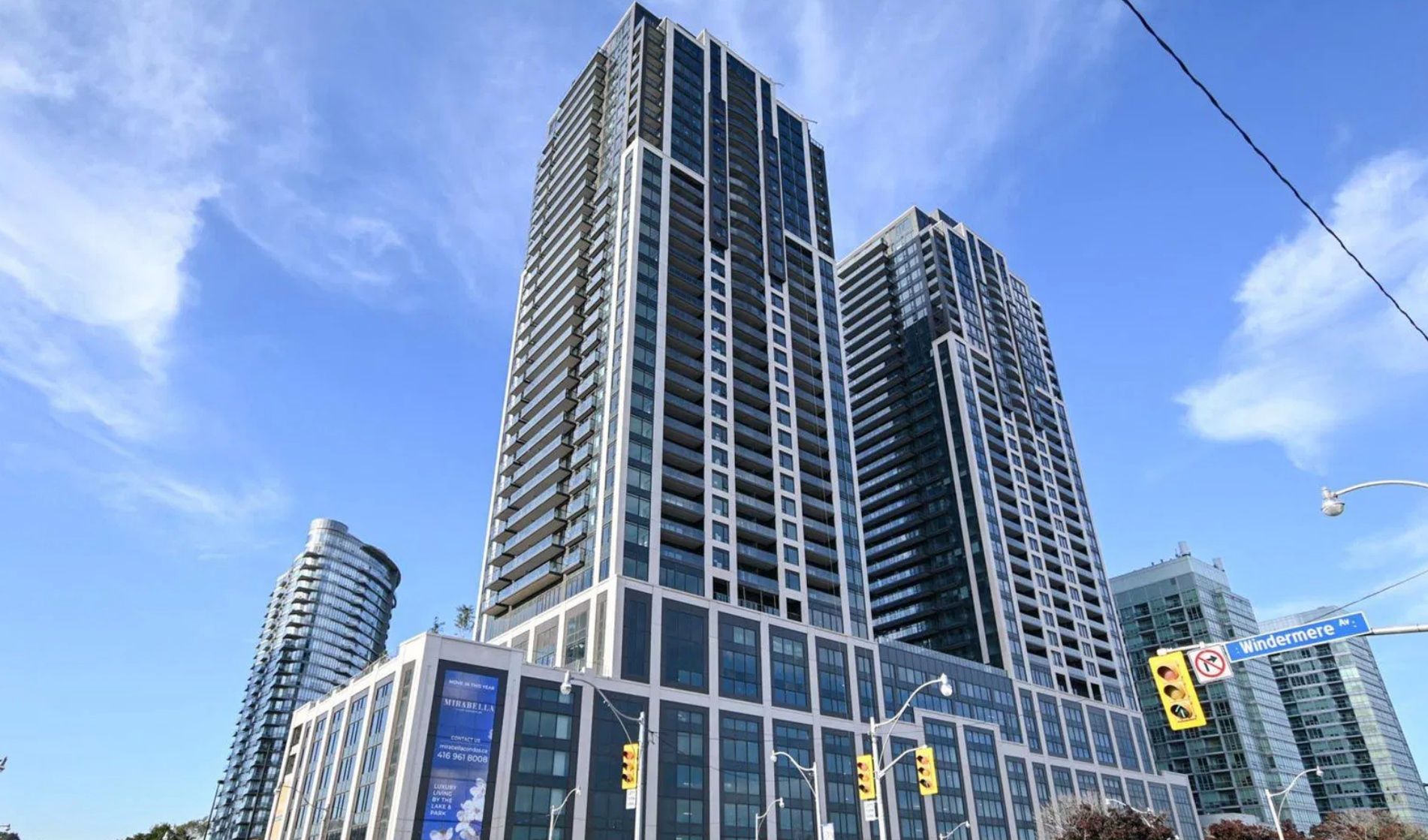 1928 Lake Shore Boulevard W 1715, Toronto, On M6s 0b1