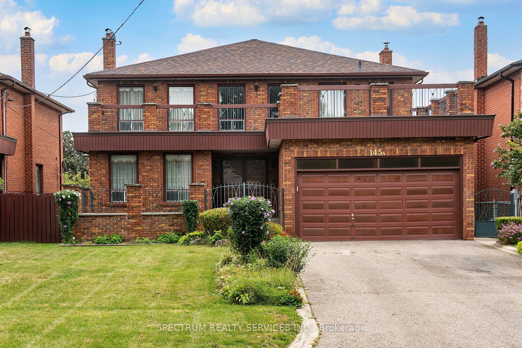 145a Whitfield Avenue, Toronto, On M9l 1h2
