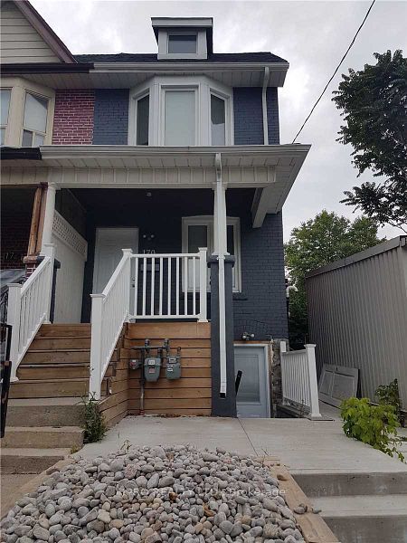 170 Yarmouth Road 2nd Floor, Toronto, On M6g 1x4