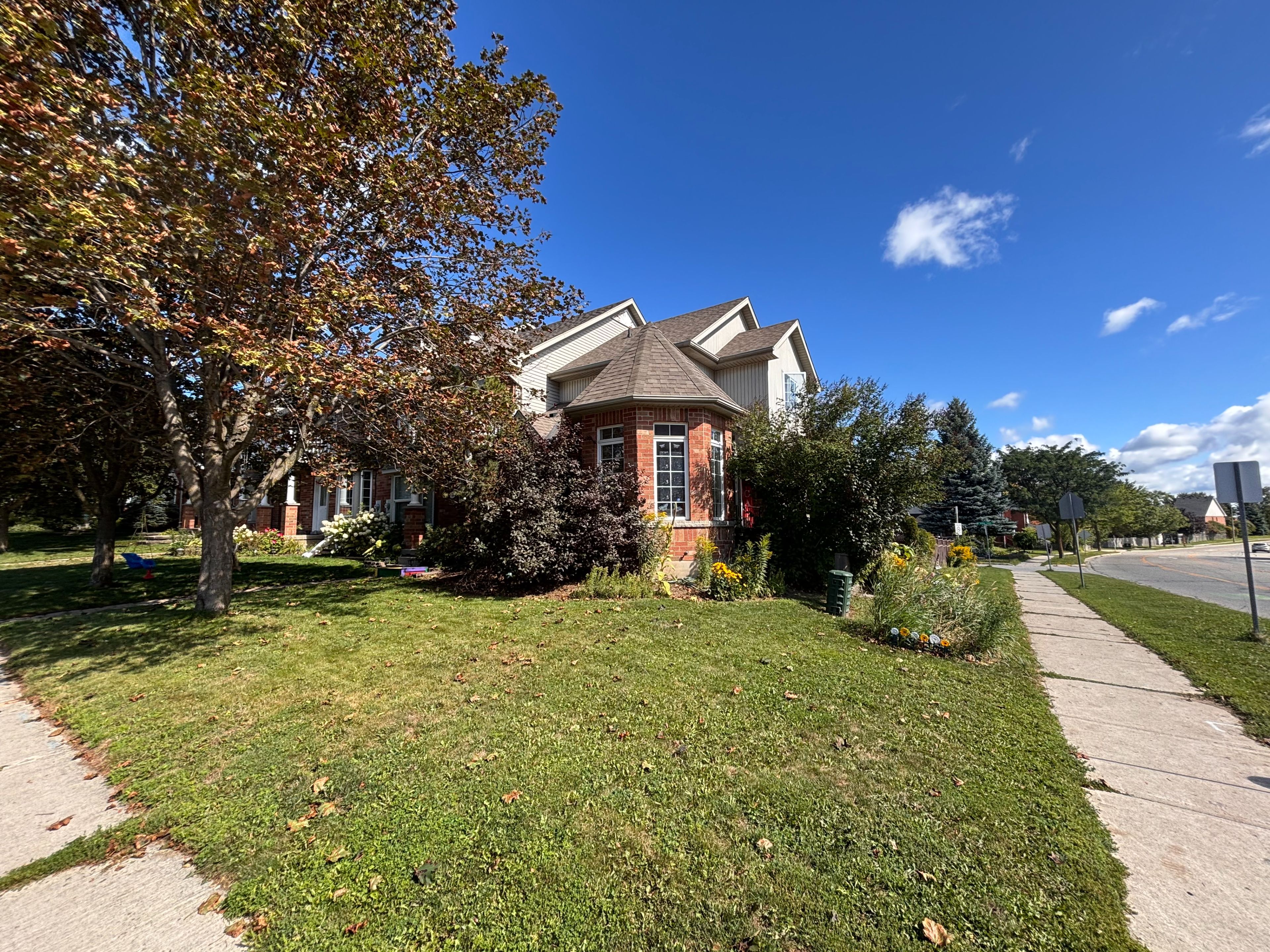 1 Montgomery Boulevard, Orangeville, On L9w 5h6