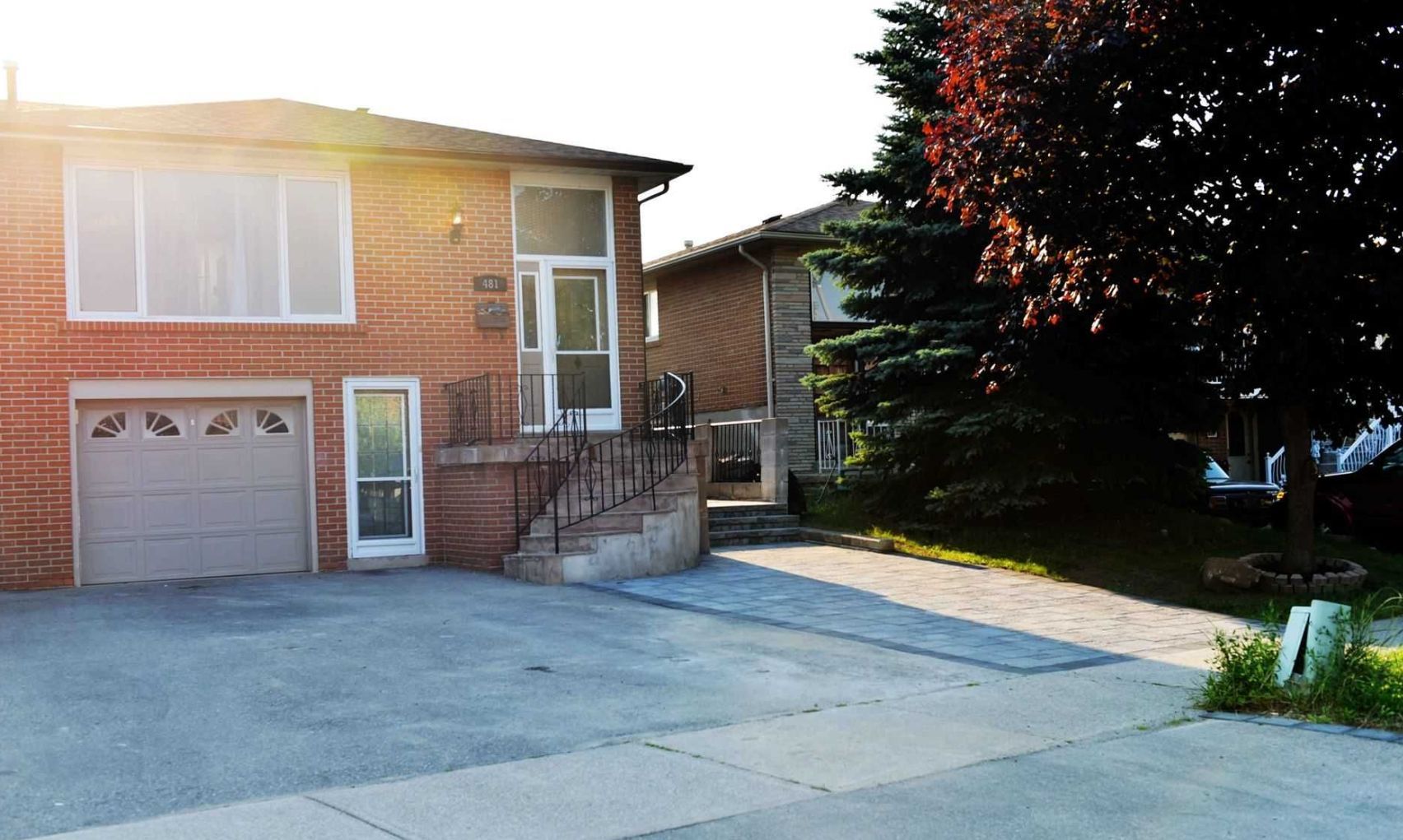 481 Fergo Avenue Main Floor, Mississauga, On L5b 2j2