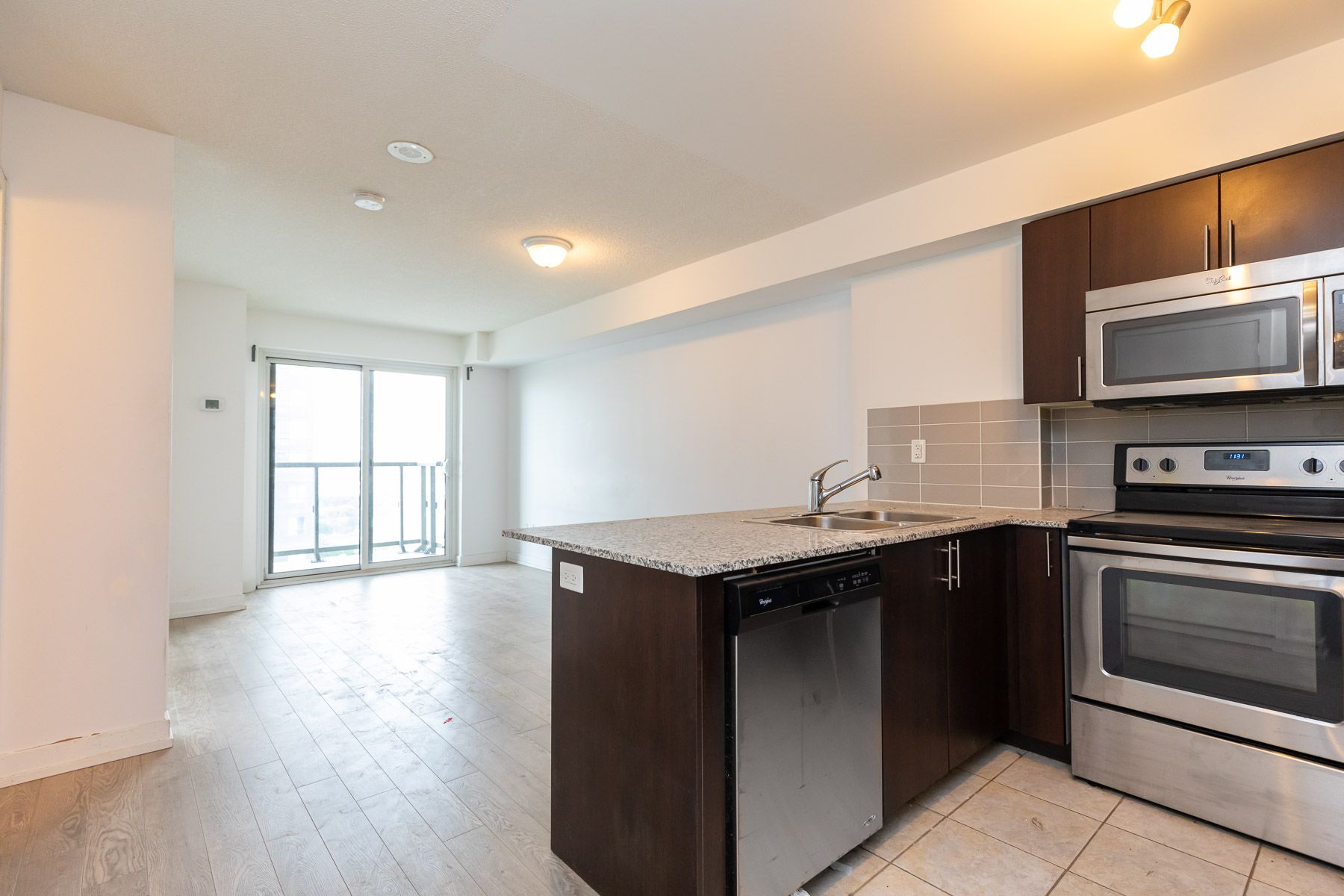 1410 Dupont Street 1808, Toronto, On M6h 0b6