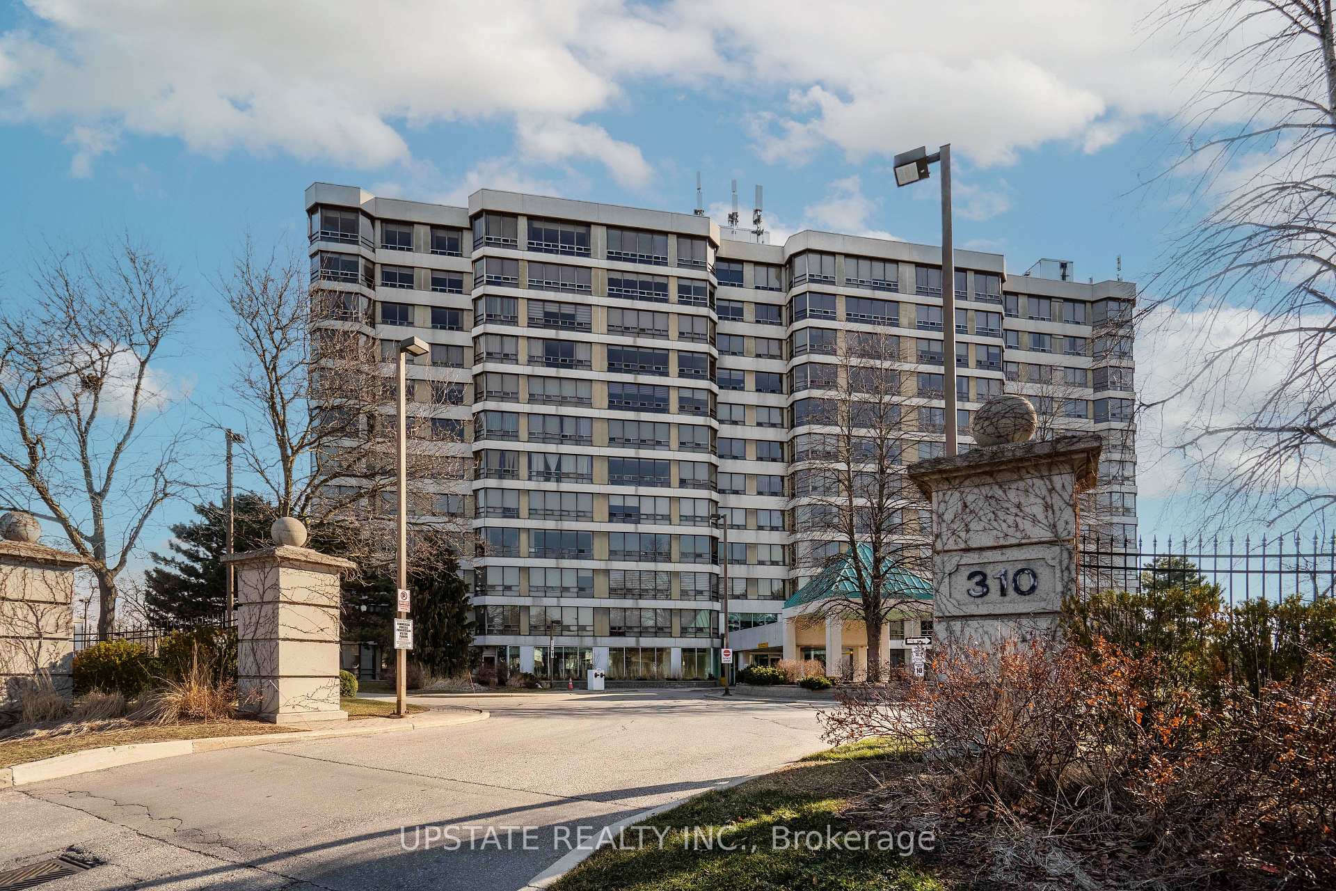 310 Mill Street S 306, Brampton, On L6y 3b1