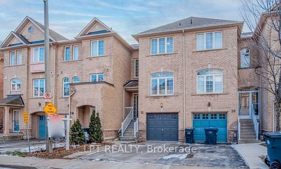 12 Axelrod Avenue Upper, Brampton, On L6x 5n3