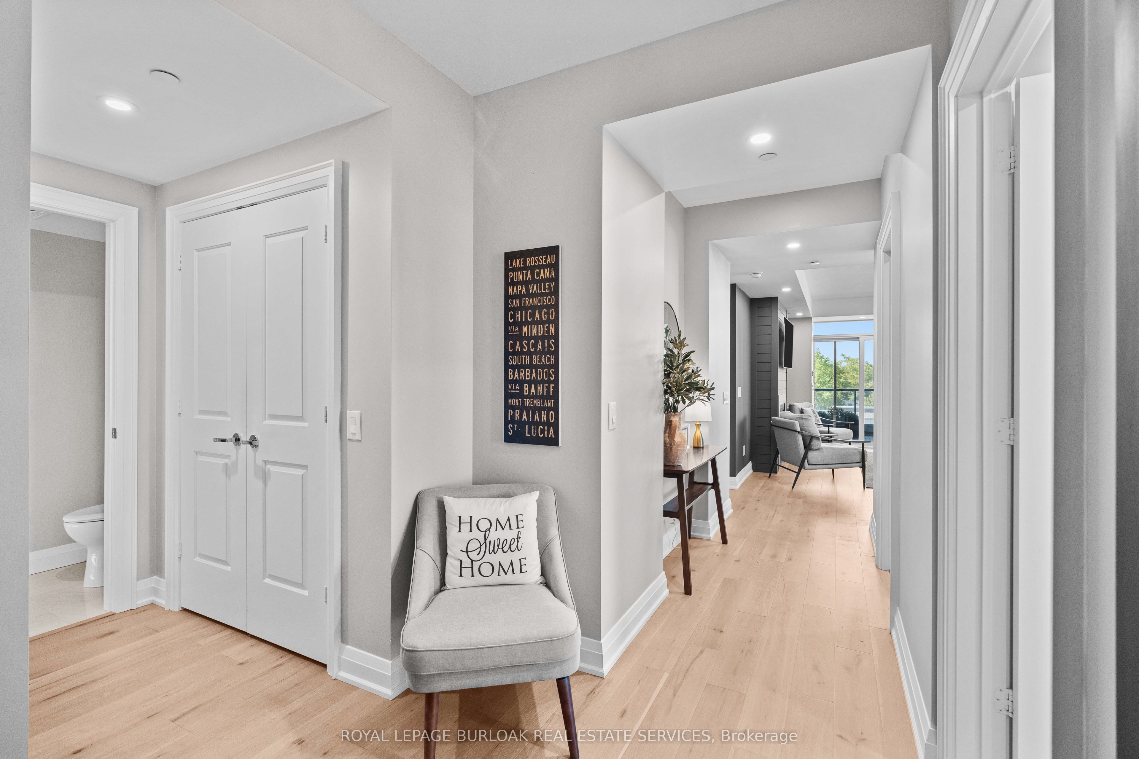 11 Bronte Road 409, Oakville, On L6l 0e1
