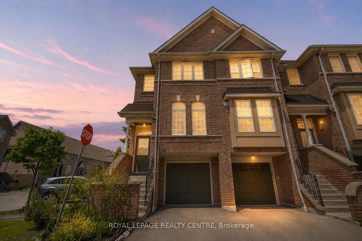 50 Strathaven Drive 110, Mississauga, On L5r 4e7