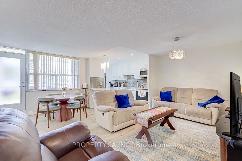 966 Inverhouse Drive 109, Mississauga, On L5j 4b6
