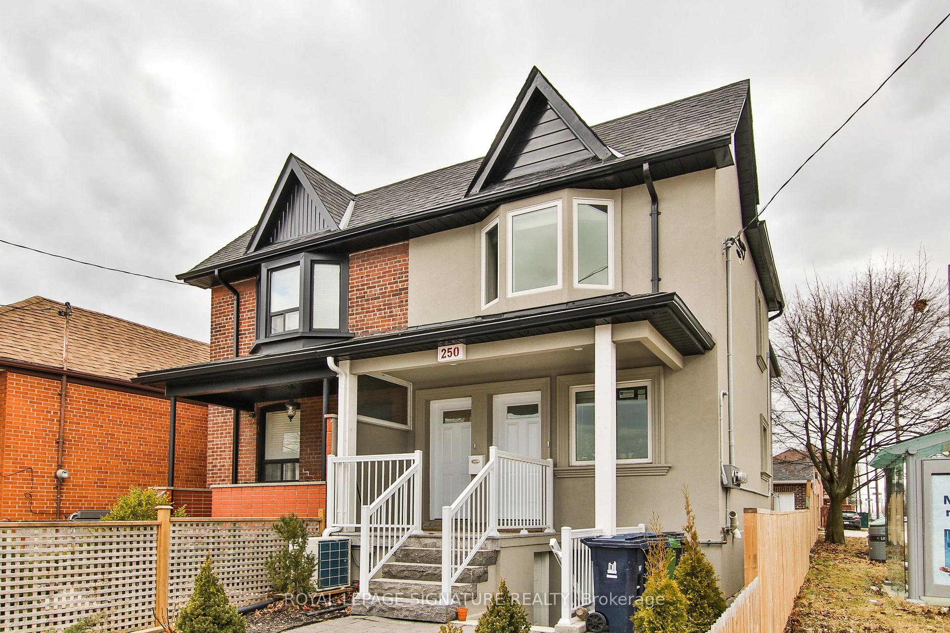 250 Nairn Avenue Lower, Toronto, On M6e 4h4