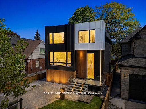 7 Bentley Drive, Toronto, On M8z 3l9
