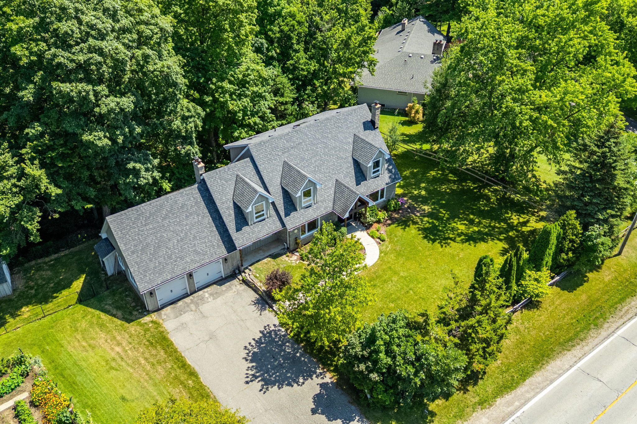 163 Confederation Street, Halton Hills, On L7g 4s8