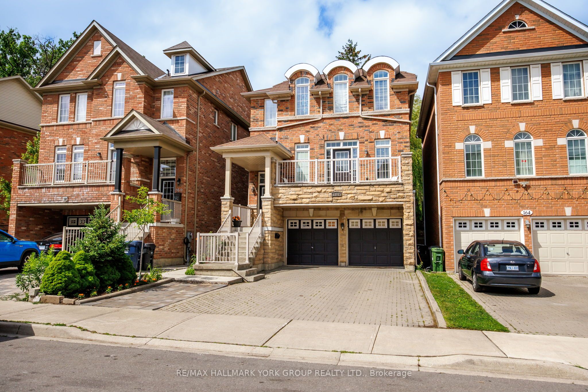 162 Bob Yuill Drive, Toronto, On M9m 0b1