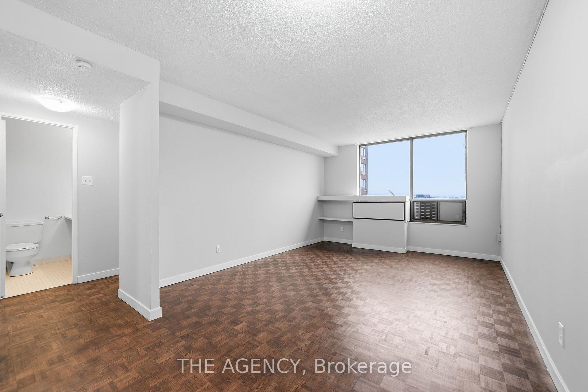 2350 Dundas Street W 2004a, Toronto, On M6p 4b1