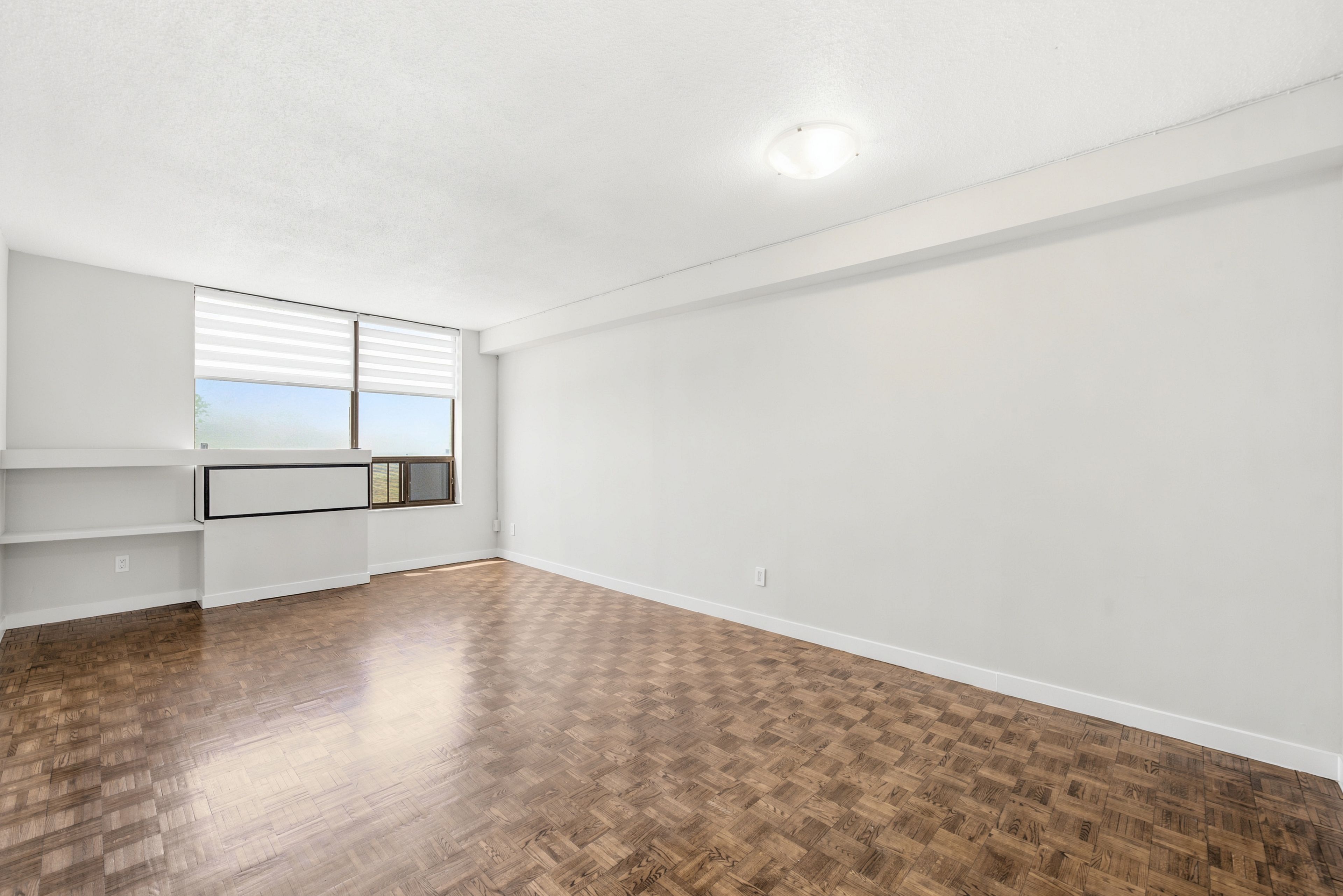 2350 Dundas Street W 2511a, Toronto, On M6p 4b1