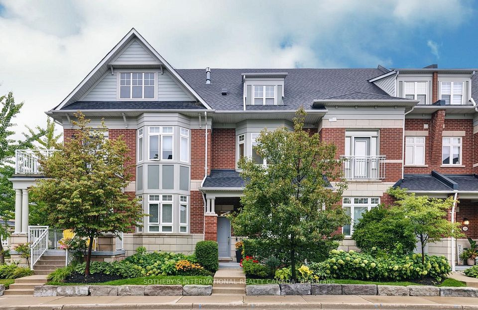 112 Waterside Drive, Mississauga, On L5g 4t8