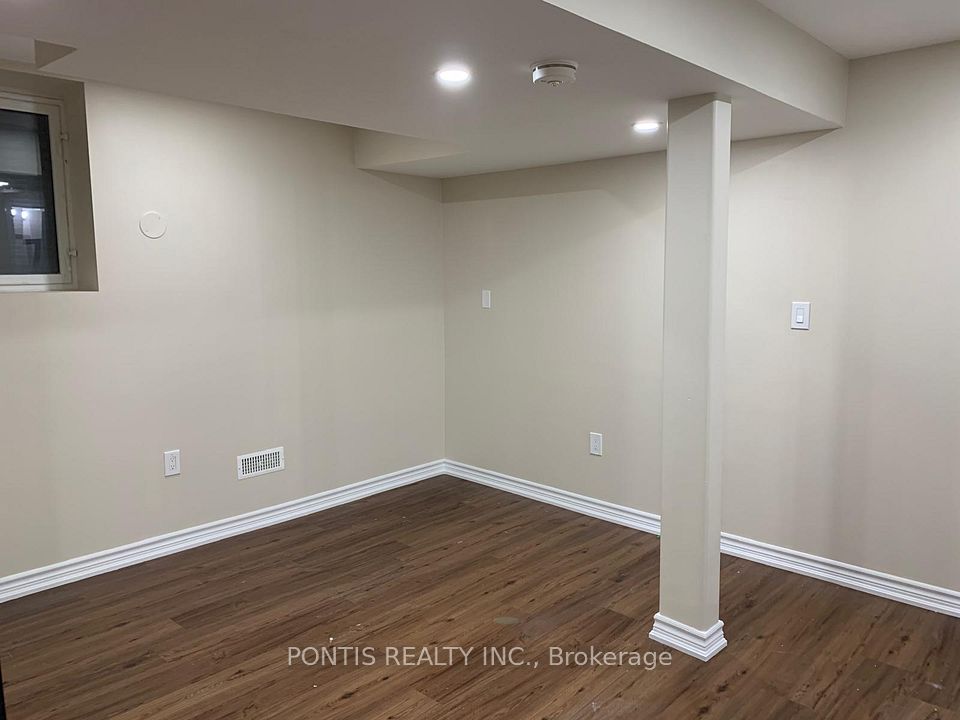 2489 Felhaber Crescent Basment, Oakville, On L6h 7r8