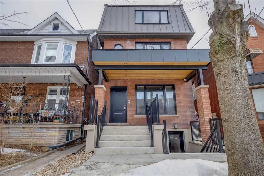 207 Perth Avenue 2, Toronto, On M6p 3x7