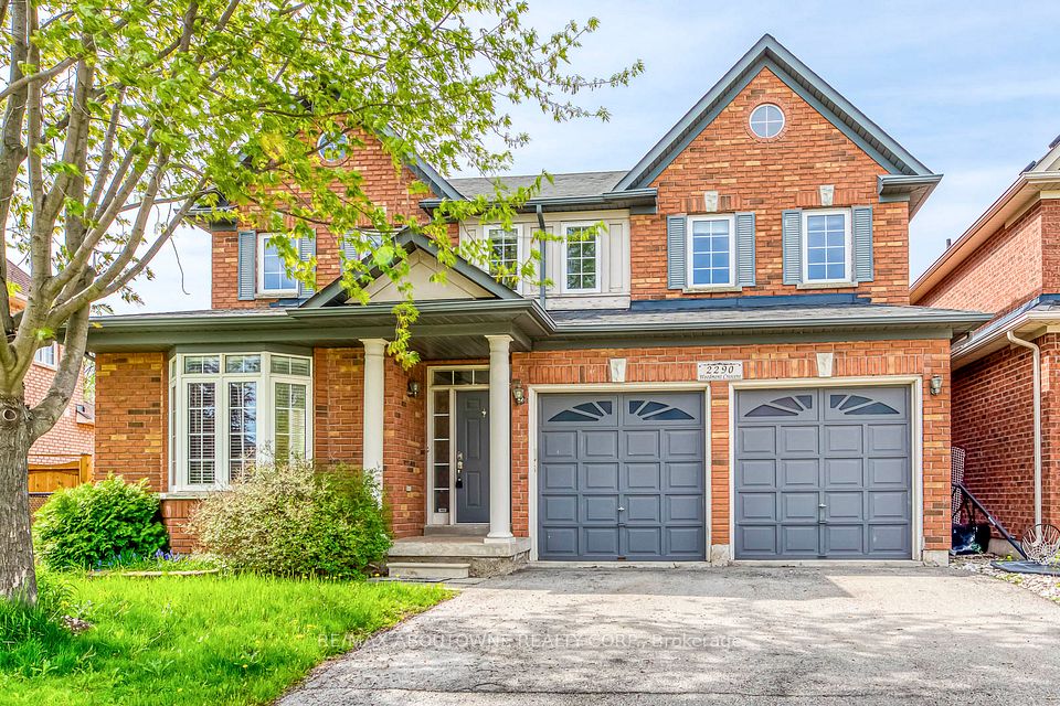 2290 Woodmont Crescent S, Oakville, On L6m 5a1
