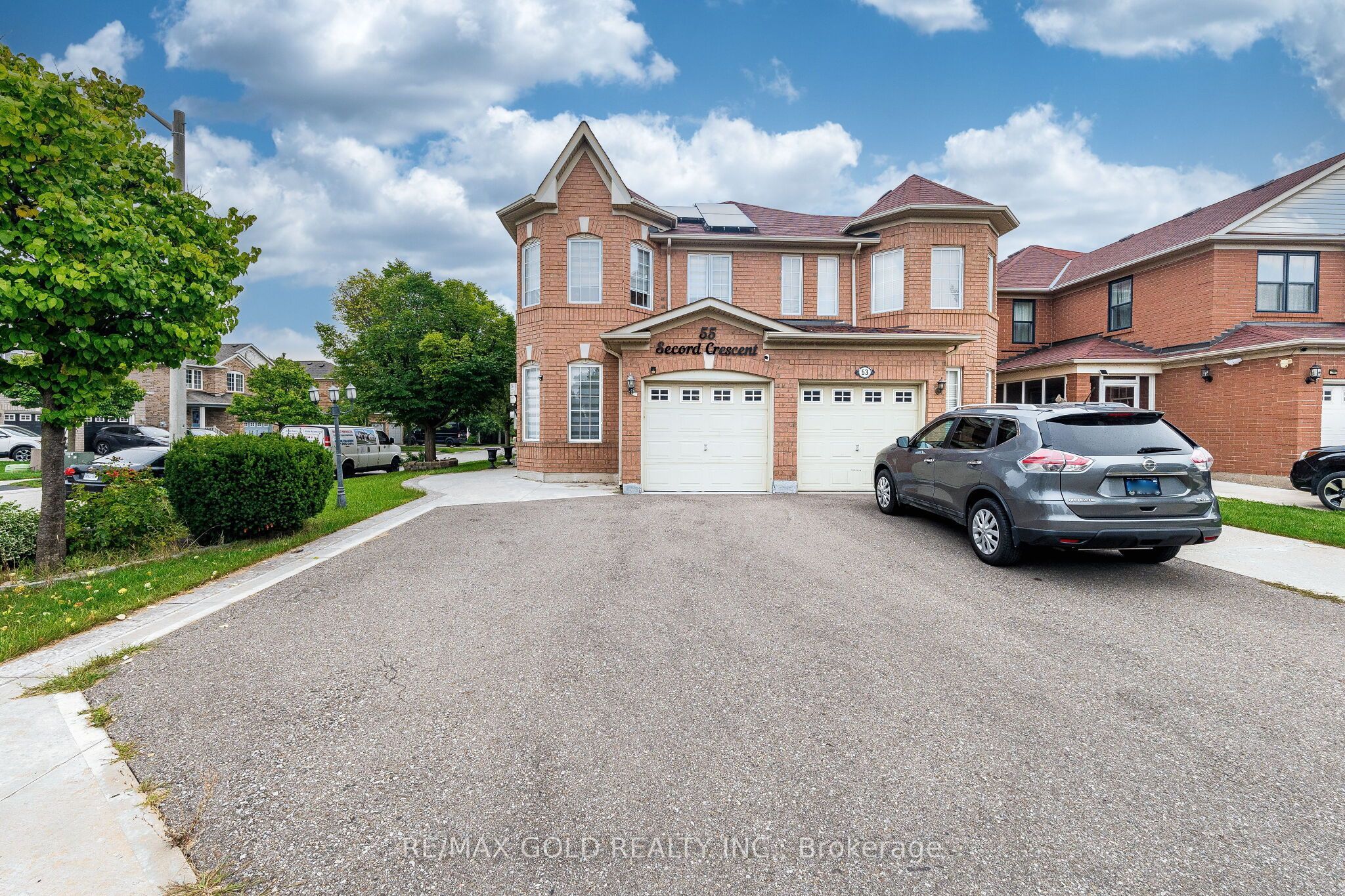 55 Secord Crescent, Brampton, On L6x 4y8