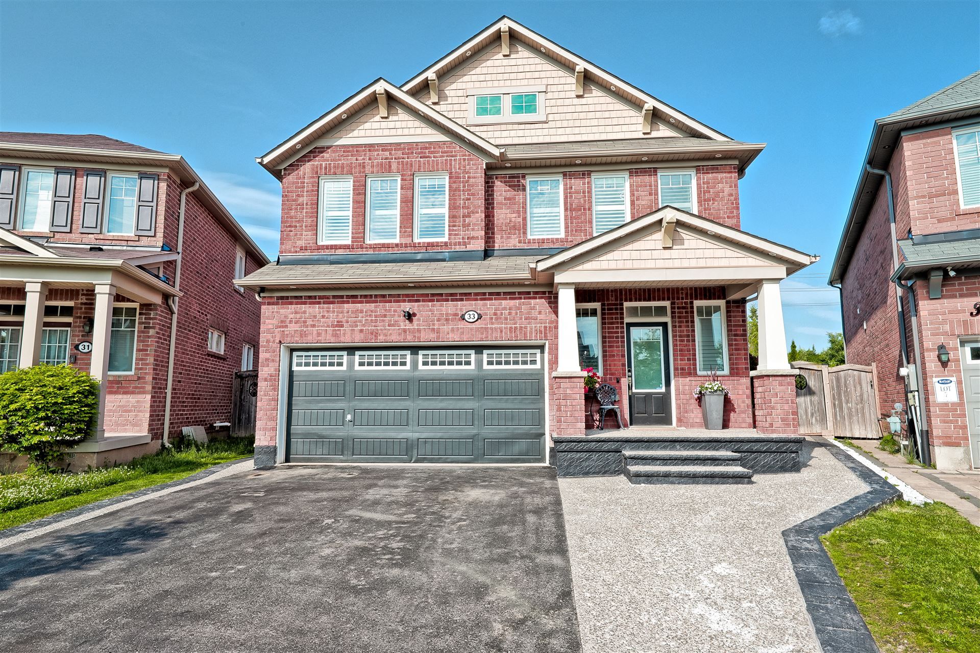 33 Klemscott Road, Brampton, On L7a 0p5