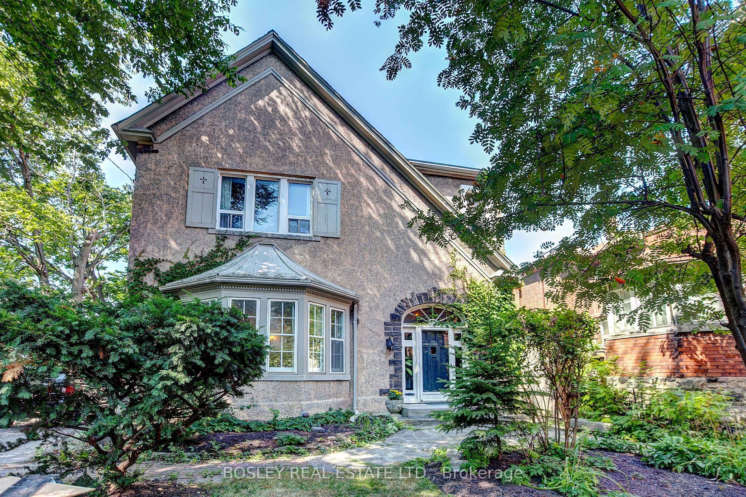 100 Dowling Avenue Main, Toronto, On M6k 3a4