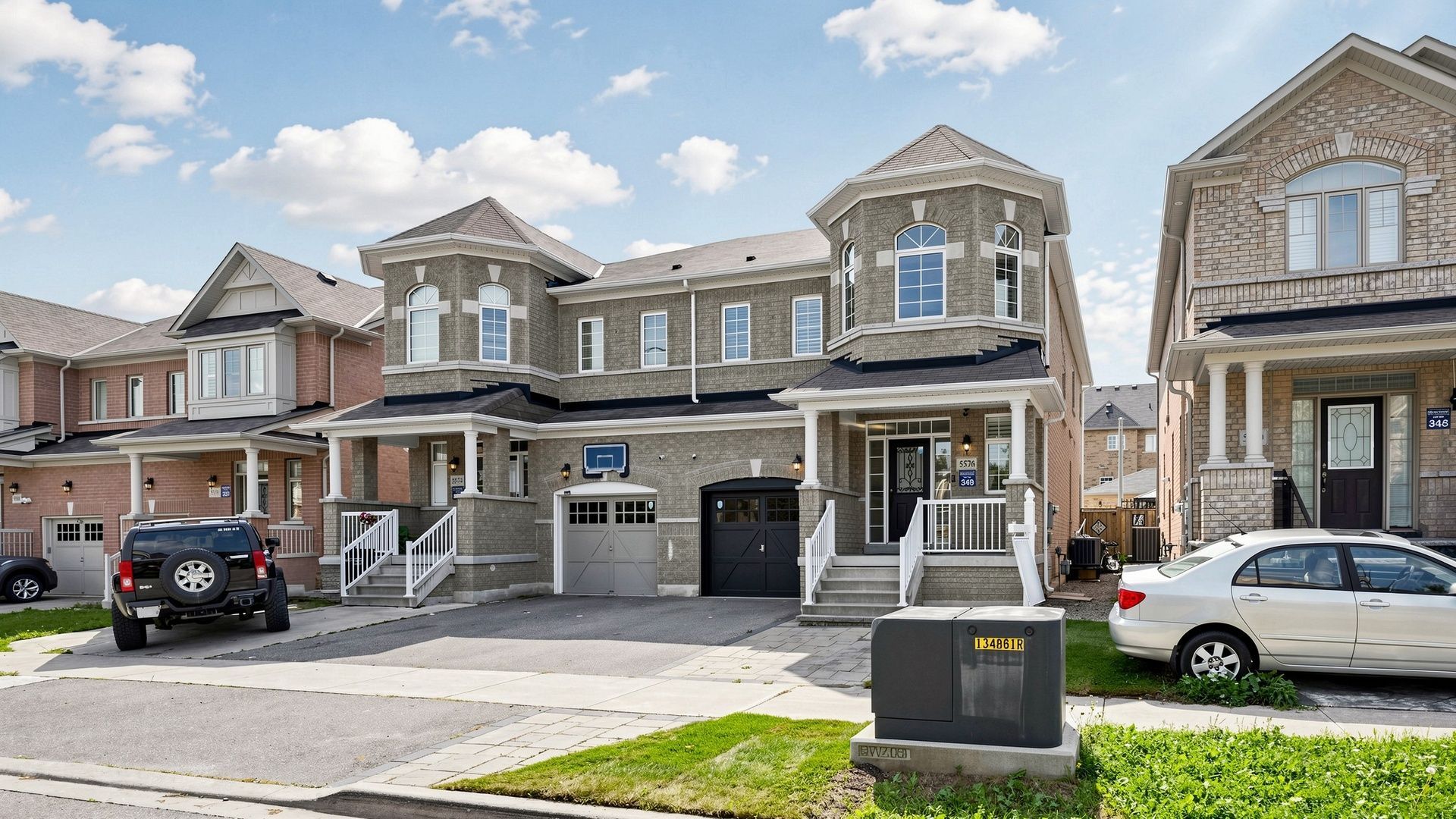 5576 Meadowcrest Avenue, Mississauga, On L5m 0v1