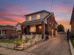33 Sanderstead Avenue, Toronto, On M6e 4x6
