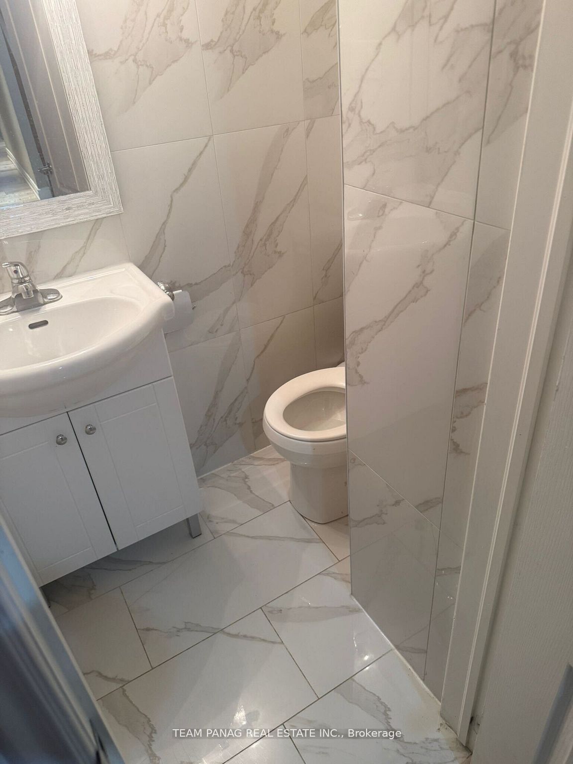4 Meadow Bush Court Basement, Brampton, On L6s 5b6