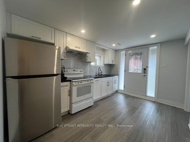 4736 Wild Rose Street, Mississauga, On L5m 5m6