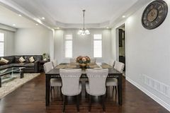 10 Danfield Court, Brampton, On L6y 2x9