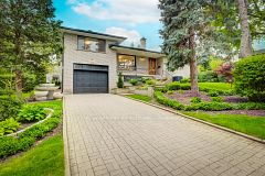 15 Government Road, Toronto, On M8x 1v7