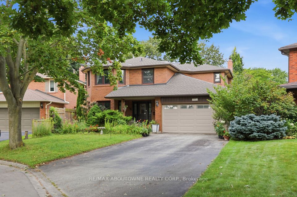 572 Harmony Avenue, Burlington, On L7n 3s8