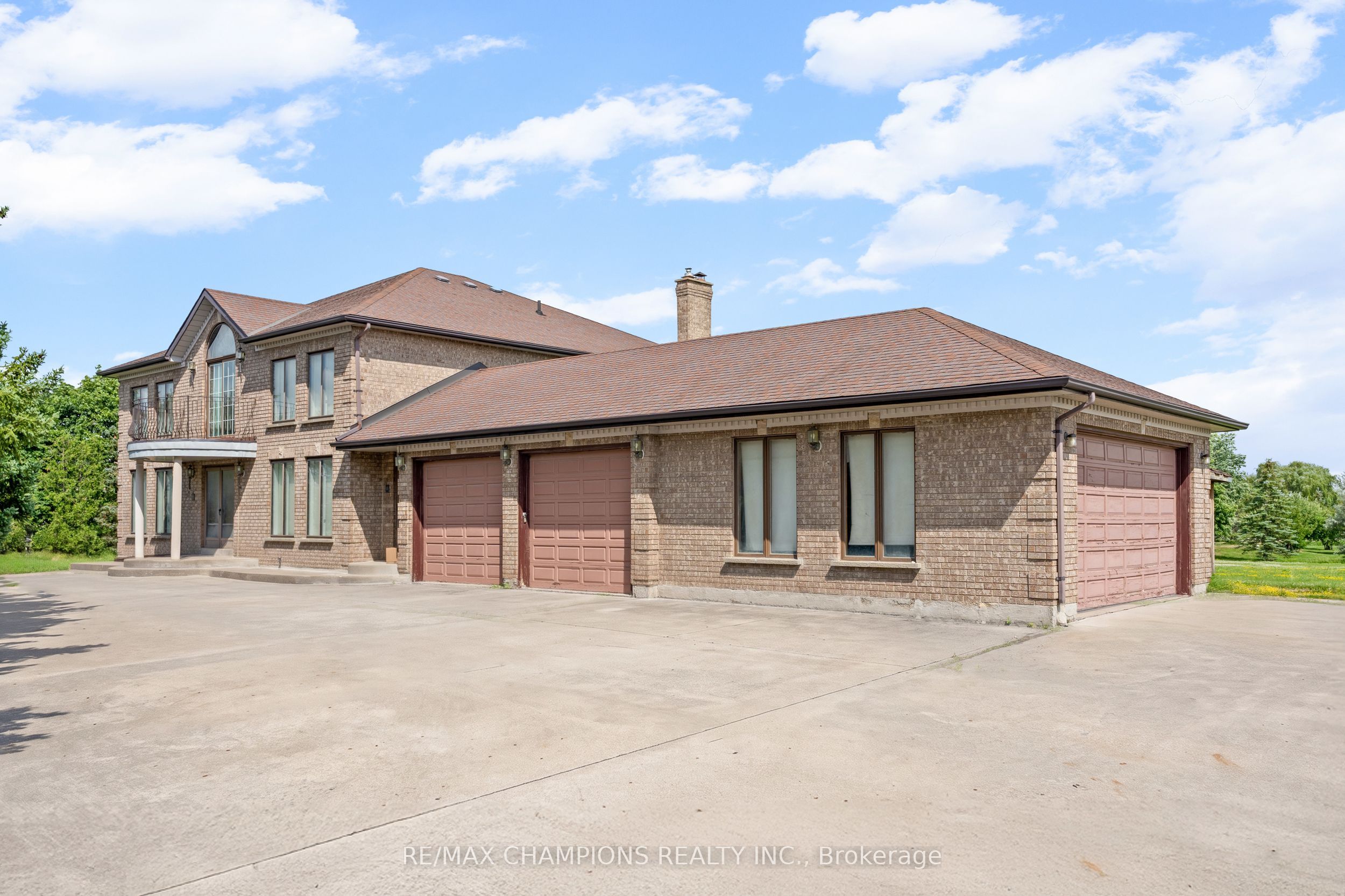 4047 Countryside Drive, Brampton, On L6p 0t4