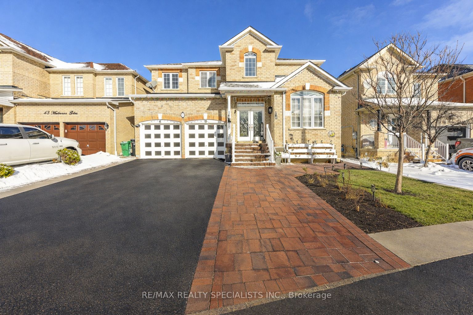 41 Madronna Gardens, Brampton, On L7a 2v9