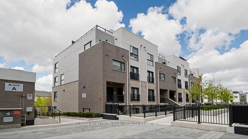 349 Wheat Boom Drive 333, Oakville, On L6h 7x5